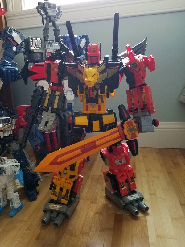 In Hand Images Of China Exclusive Power Of The Primes Predaking Sword 08 (8 of 8)